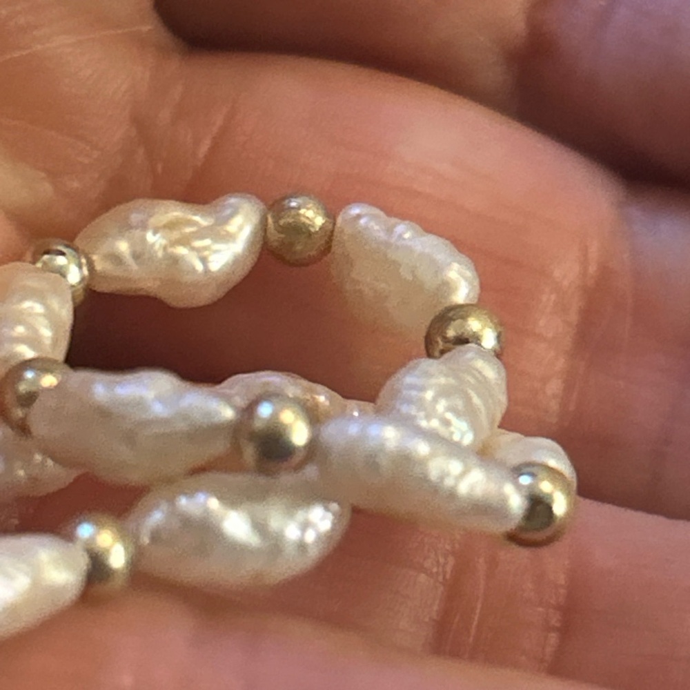 Elegant Rice Pearl Necklace - Picture 6 of 6